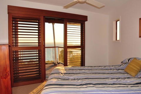 77 Cooloola Drive-Rainbow Beach - Hobart Tourism 3
