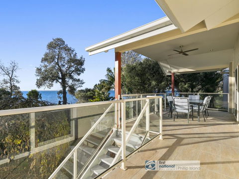 8 Broadwater Court, Cowes - Hobart Tourism 0