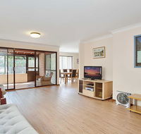 8c Norburn Avenue - great family budget holiday