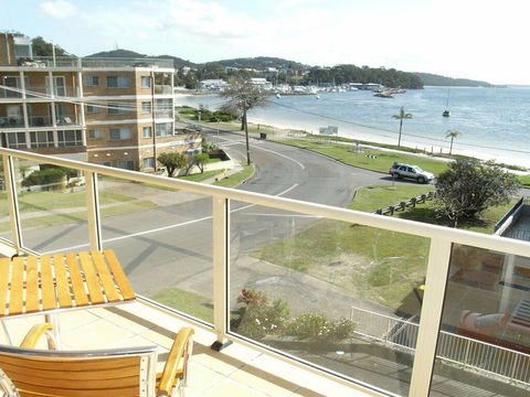 9 'Blue Vista', 13 Victoria Parade - Studio With Stunning Views - Hobart Tourism 0