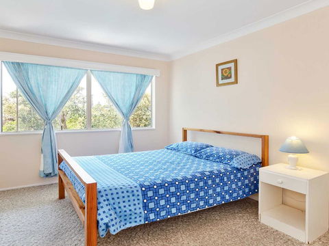 9 Pirralea Parade - Fantastic Family Getaway With Pool And Boat Parking - Hobart Tourism 1