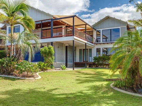 90 Cooloola Drive - Rainbow Beach, Luxury Beach House, Ocean Views - Hobart Tourism 0