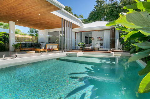 94 Northhouse - Beachside Luxury In Palm Cove - Hobart Tourism 0