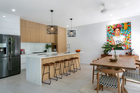 94 Northhouse - Beachside Luxury In Palm Cove - Hobart Tourism 2