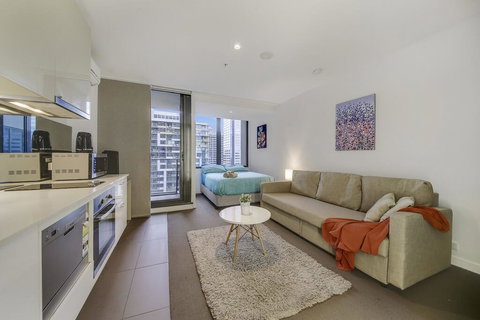 A Lovely Studio Next To Southern Cross - Hobart Tourism 0