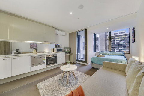 A Lovely Studio Next To Southern Cross - Hobart Tourism 1