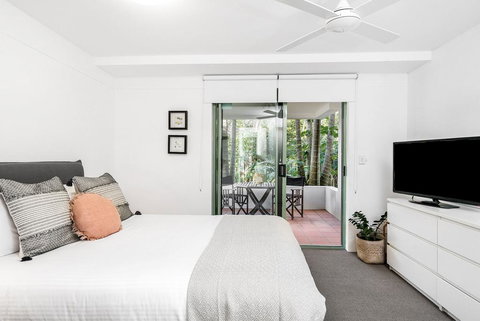 A PERFECT STAY - Apartment 2 Surfside - Hobart Tourism 2