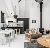 A PERFECT STAY - Black Star - Hobart Tourism