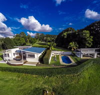 A PERFECT STAY - Byron's Brae - Hobart Tourism