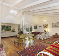 A SWEET ESCAPE - Aluna - Hobart Tourism