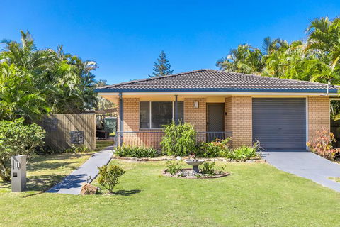 A SWEET ESCAPE - Carefree Beach Home - Hobart Tourism 0