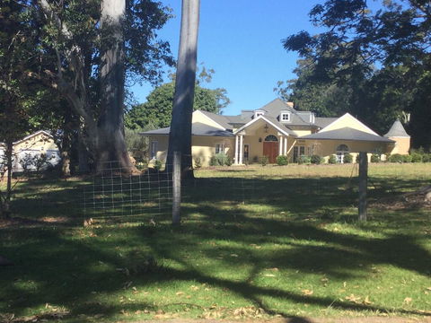 A Very French House - Hobart Tourism 0