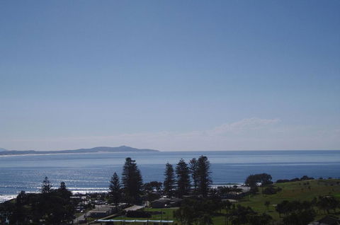 AAA Views, 2 View Street - Tourism TAS 0