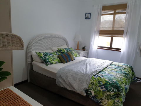 Abbey Beach Cottage - Hobart Tourism 2