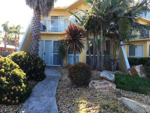 Abel Tasman On Esplanade - Tourism TAS 0