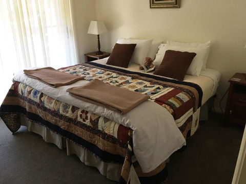 Abelia House B &B - Hobart Tourism 1