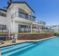 Above and Beyond - Beautiful Home with Pool - Tourism TAS
