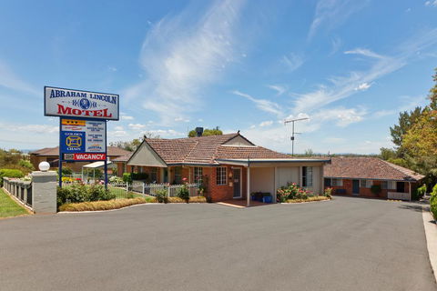 Abraham Lincoln Motel - Hobart Tourism 0