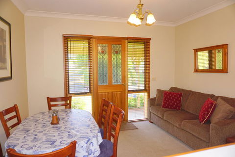 Abrigo Apartment - Hobart Tourism 0