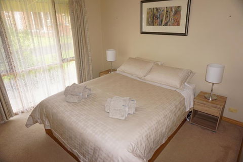 Abrigo Apartment - Hobart Tourism 1