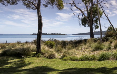 Abs By The Bay - Tourism TAS 0