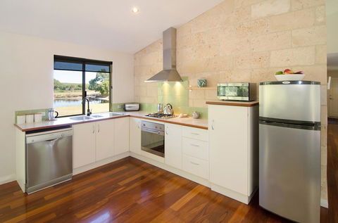 Acacia Chalets Margaret River - Tourism TAS 2