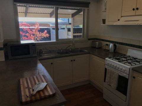 Acacia House - Central Healesville - Yarra Valley - Tourism TAS 1