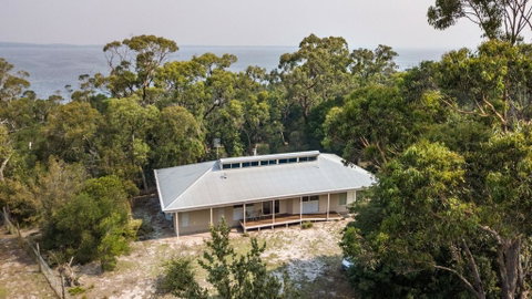Acacia Lakehouse - The Lake At Your Doorstep - Tourism TAS 0
