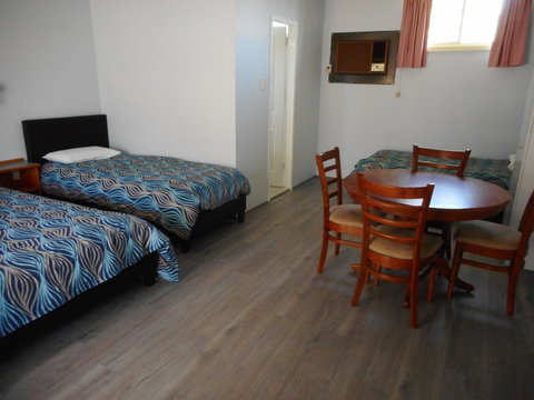 Acacia Rose Motor Inn - Tourism TAS 1