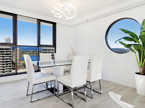 Acapulco 2 Bed Ocean View Surfers Paradise - Tourism TAS 2