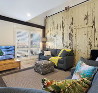 Accommodation Hunter - James Street Morpeth - Tourism TAS