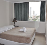 Accommodation Sydney City Centre - Hyde Park Plaza 3 bedroom 1 bathroom Apartment - Tourism TAS