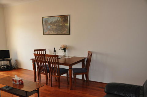 Accommodation Sydney Kogarah 2 Bedroom Apartment - Tourism TAS 3