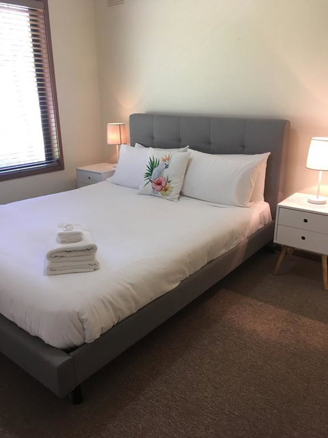 Acorn Lodge - Tourism TAS 3