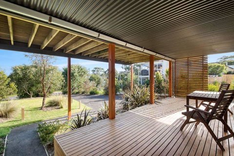 Acqua Vista - Water View, Fireplace, Walk To Beach - Hobart Tourism 3