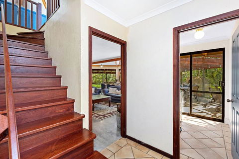 Eagle Bay Beach Lodge - 1 Street Back From Stunning Eagle Bay! - Tourism TAS 3