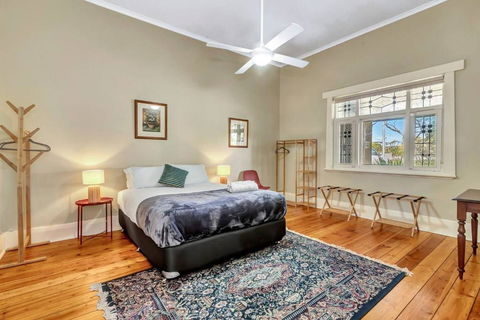 East Parklands Cottage - A Dreamy Garden Hideaway - Hobart Tourism 2
