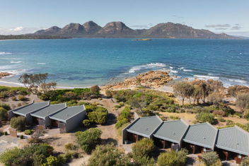 Edge Of The Bay Resort with Tourism TAS