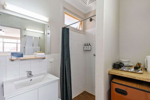 Econo Lodge Port Augusta - Hobart Tourism 3