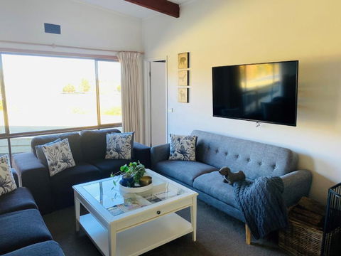 ELM Accommodation - Merrijig - Tourism TAS 4