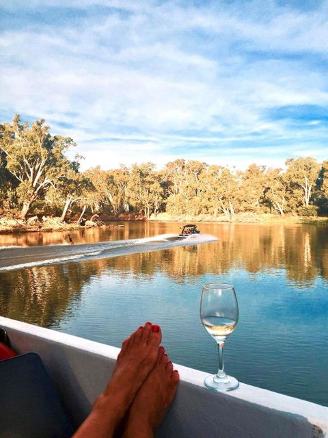 Eildon Parkview Motor Inn Room 9 - Hobart Tourism 1