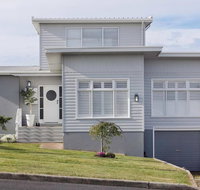 Elegant Home with Coastal Views - Tourism TAS