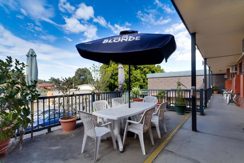 Enfield Motel - Hobart Tourism 3