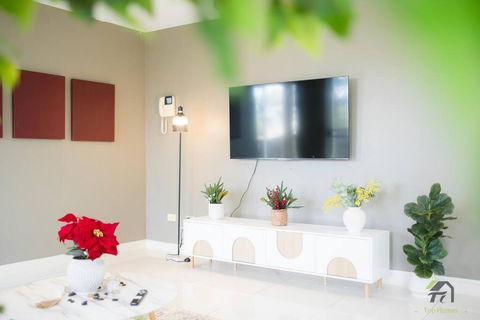 Entire 3 Bedrooms Townhouse In Baulkham Hills - Hobart Tourism 2