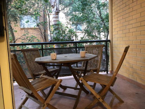 Escape To Strathfield For 8 Guests - Hobart Tourism 4