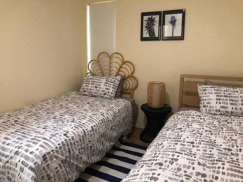 Escape To Strathfield For 8 Guests - Hobart Tourism 2