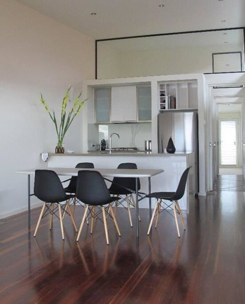 Escape@villamanta Long+short Stays Geelong CBD - Tourism TAS 3