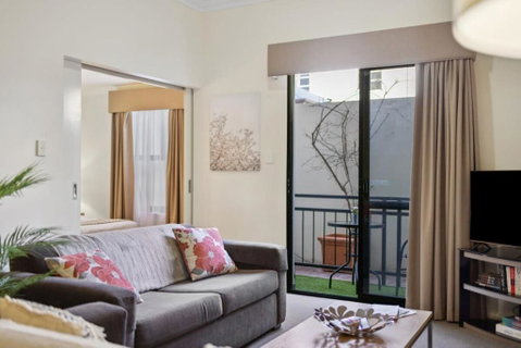 Fabulous Apt In Northbridge With Pool & WiFi - Tourism TAS 0