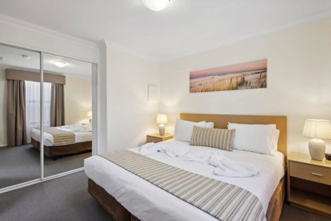 Fabulous Apt In Northbridge With Pool & WiFi - Tourism TAS 2