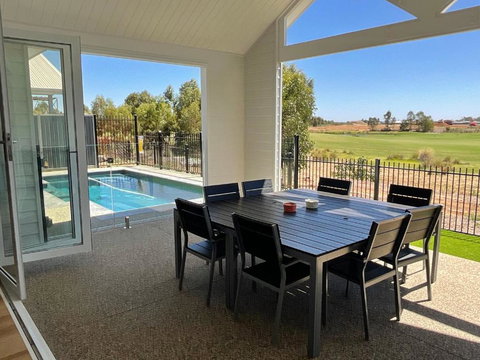 Fairway 43 - Tourism TAS 2